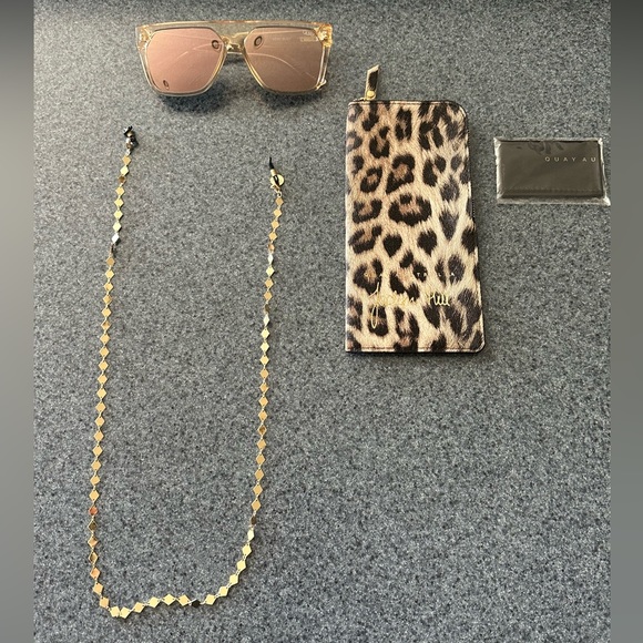 UPDATED CHAIN INCLUDED no longer available QuayxJaclyn Hill Very Busy sunnies! - Picture 4 of 4